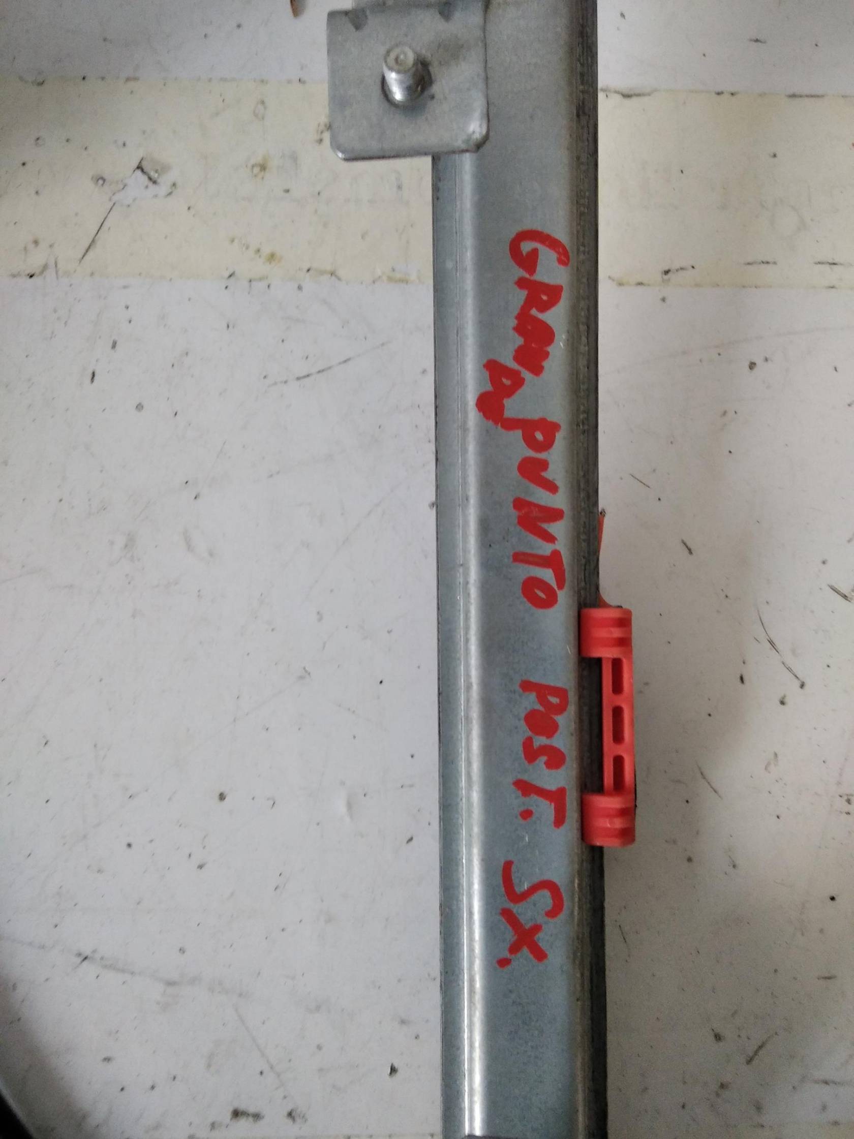 Alzacristallo porta post. sx.